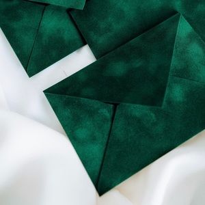 25 Velvet envelope for invitation etc